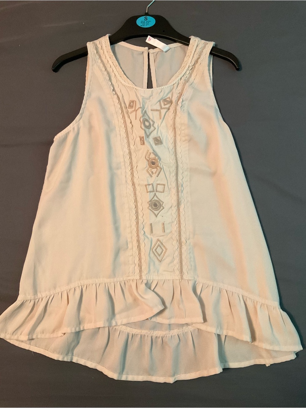 Xhilaration Cream Embroidered Ruffle Tank Top